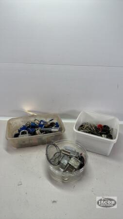 ASSORTMENT OF LOCKS AND KEYS