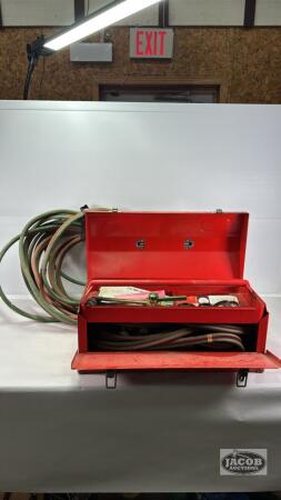 CUTTING TORCH HOSE WITH REGULATOR AND TIPS