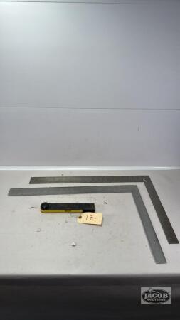 (2) 2FT SQUARES AND MITEY MOE TORPEDO LEVEL