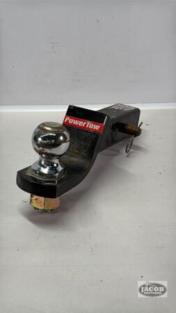 TRAILER RECIEVER WITH 2IN BALL