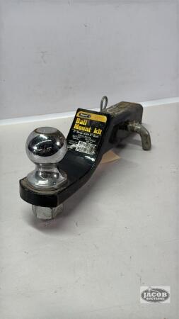 TRAILER RECIEVER WITH 2IN BALL