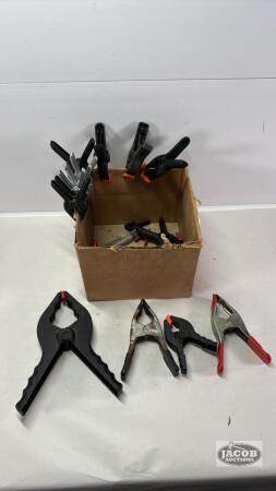 ASSORTED LOT OF APPROX. 26 SQUEEZE CLAMPS