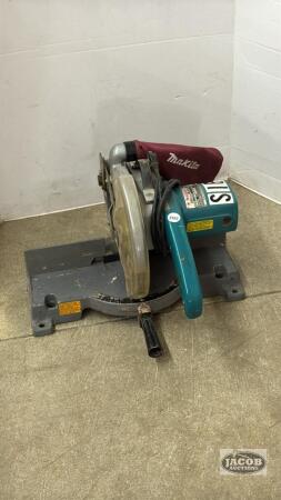MAKITA 255 MM MITER SAW