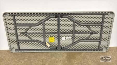 6FT PLASTIC TABLE