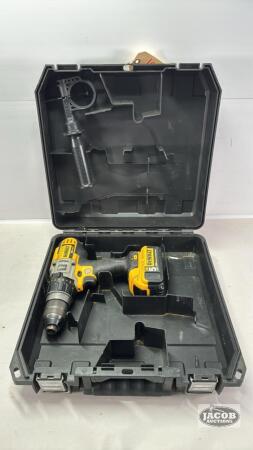 20 VOLT DEWALT HAMMER DRILL