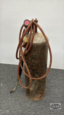 ACETYLENE TORCH WITH TANK