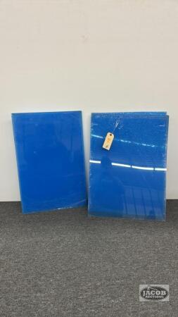 APPROX. 11 PIECES OF LEXAN