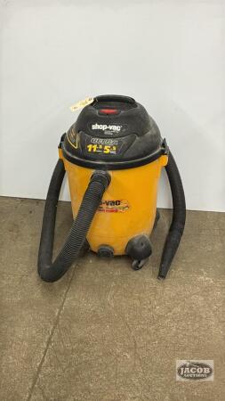 11 1/2 GALLON SHOP VAC