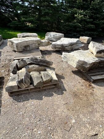 OFFSITE: LOT OF LANDSCAPE STONES