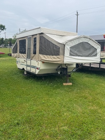 FLAGSTAFF 10.5FT TENT TRAILER