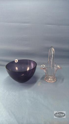 GLASS BOWL WITH A GLASS BASKET