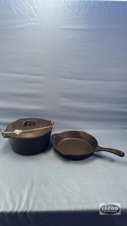 10IN CAST IRON FRY PAN AND 10IN DUTCH OVEN
