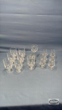 ASSORTED GLASS LOT