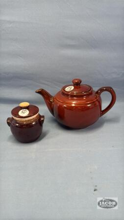 TEA POT WITH 4IN CANISTER AND LID