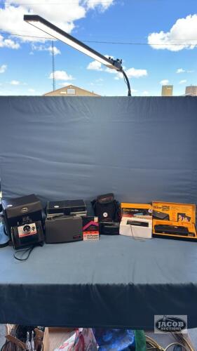 CAMERA LOT