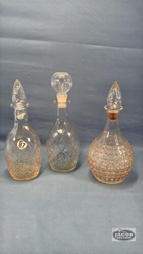 (3) DECANTER