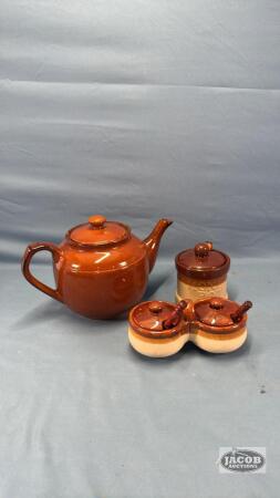 POTTERY LOT