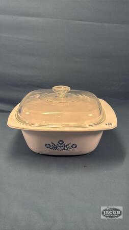 CORNING WARE APPROX. 16CUP CASSEROLE DISH WITH LID