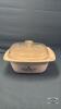 CORNING WARE APPROX. 16CUP CASSEROLE DISH WITH LID