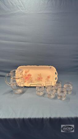 (6) GLASSES AND PITCHER WITH UNMATCHED FLORAL TRAY