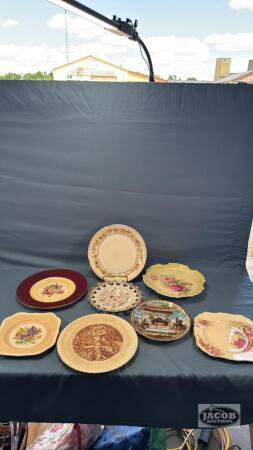 ASSORTED PLATE LOT