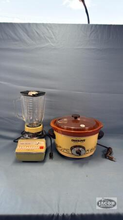 RIVAL CROCK POT AND SUNBEAM BLENDER