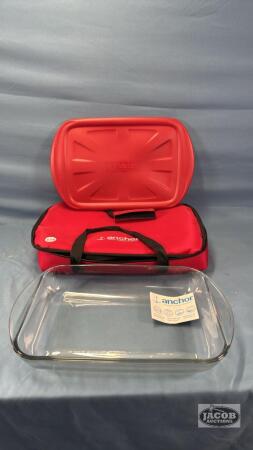 ANCHOR 9IN X 13IN CAKE PAN WITH LID