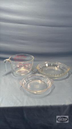 PYREX GLASSWARE LOT