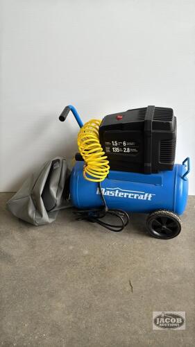 MASTERCRAFT 6 GALLON 1.5HP AIR COMPRESSOR
