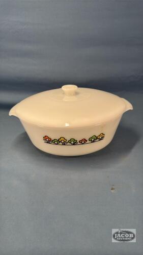 FIRE KING 3 QUART CASSROLE WITH LID