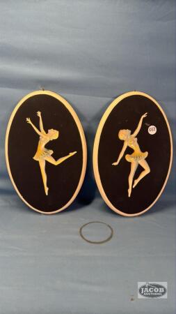 PAIR OF DOMINION CERAMIC WORKS 14IN WALL PLAQUES