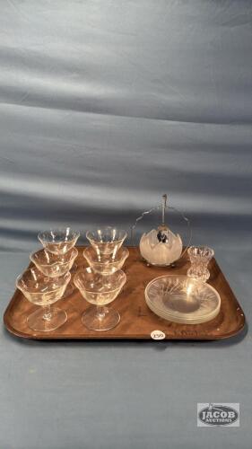 ASSORTED GLASSWARE LOT