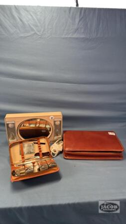(2) TRAVELING MAKEUP KITS AND MAKEUP MIRROR