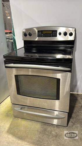 GE 30IN FLAT TOP RANGE