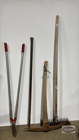 GARDEN TOOL LOT