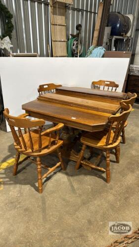 REFINISHED OAK EXTENSION TABLE