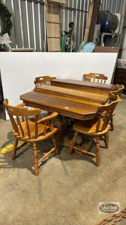 REFINISHED OAK EXTENSION TABLE