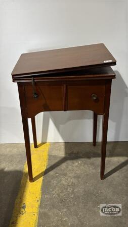 QUEEN ELECTRIC SEWING MACHINE IN STAND