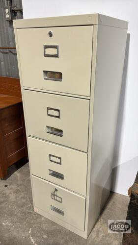 4 DRAWER LEGAL SIZED FILING CABINET