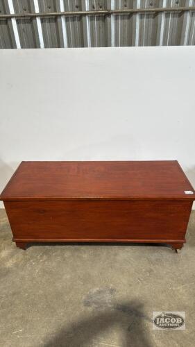 WOODEN BLANKET BOX
