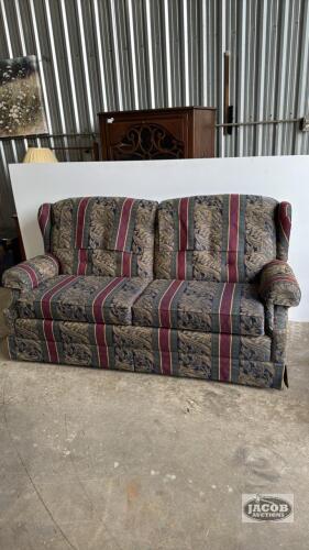 LA-Z-BOY SOFA