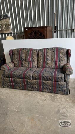 LA-Z-BOY SOFA