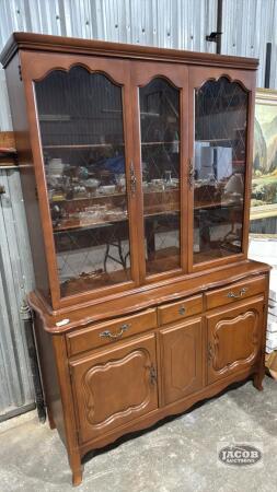 BUFFET HUTCH