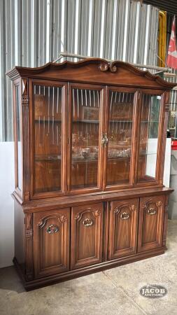 2 PIECE BUFFET HUTCH