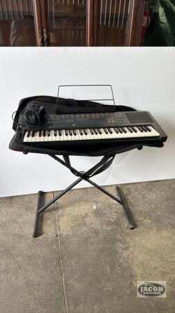 TECHNICS KEYBOARD WITH STAND