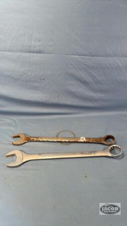 (2) WRENCHES INCLUDING A 1 5/8IN AND 1 7/16IN