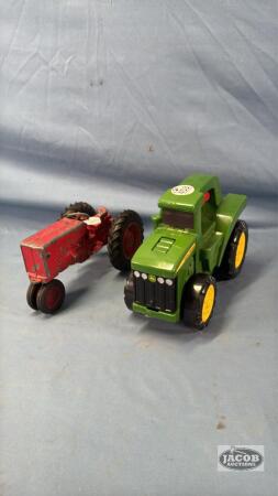 TOY TRACTOR LOT