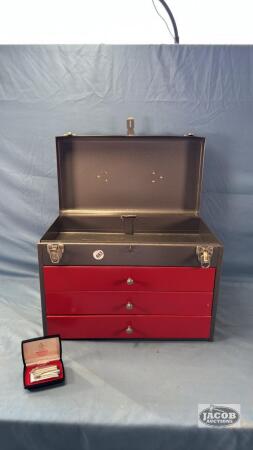 METAL (3) DRAWER TOOL BOX WITH RONSON LIGHTER