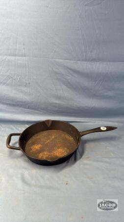 10IN CAST IRON FRY PAN