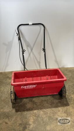 EARTHWAY EV-N-SPREAD FERTILIZER SPREADER